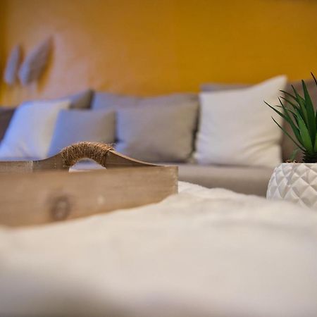 Chill Home : Appartement Cocooning Avec Jacuzzi Grandson Kültér fotó